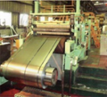 各式鋼捲材鋼板材的買賣、分條、裁剪等加工。