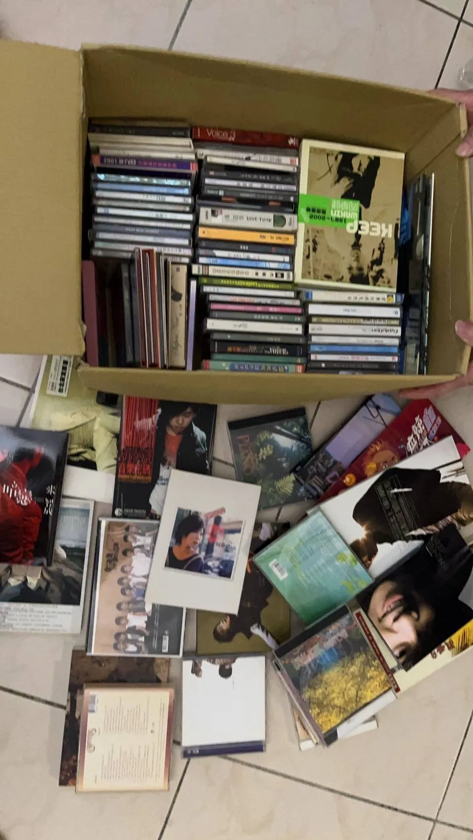 收購黑膠唱片、早期音樂CD、卡式錄音帶