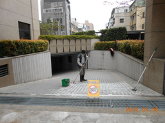 大樓車道防滑