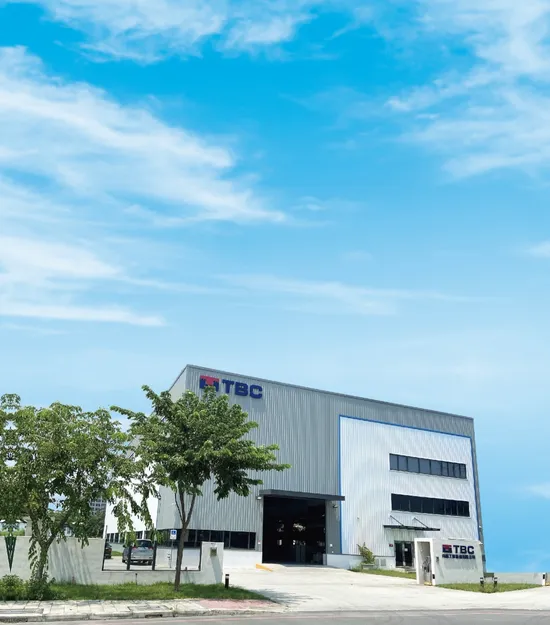 冷熱室壓鑄機, 機械手臂自動化整合, 壓鑄相關周邊