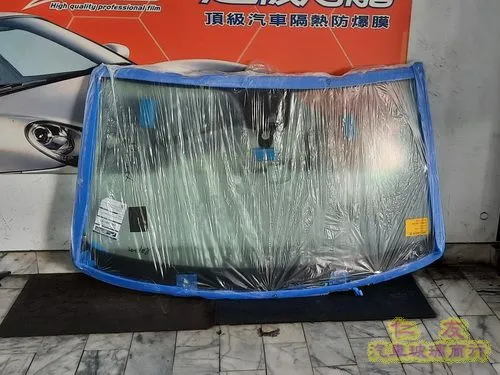 專業汽車擋風、車窗玻璃換裝-汽車、大樓隔熱紙