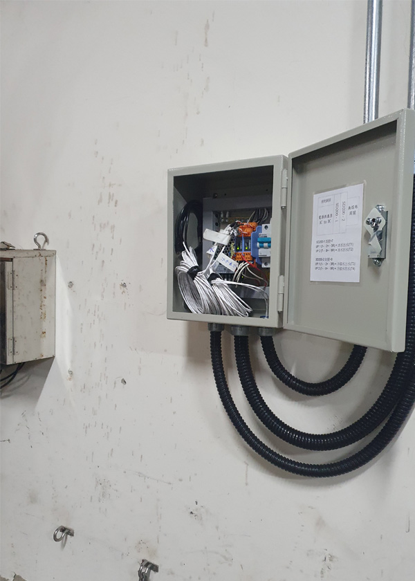 LCD檔案室溫溼度感知器-貼片表面固定式測溫體