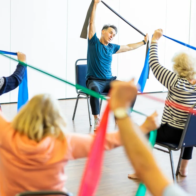 銀髮族運動只要用對運動器材、掌握正確姿勢，都能為健康加分