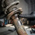 避震器多久需要更換？判斷汽車避震器老化的方法