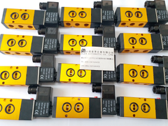 TM522-R-G-DC24V