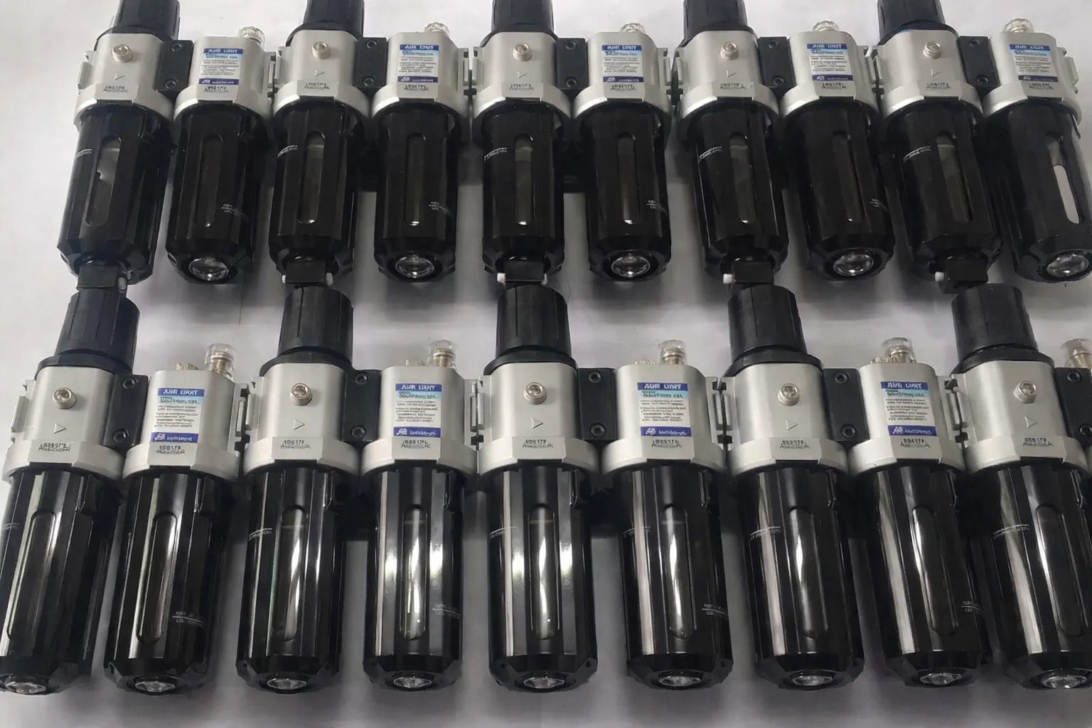 自動排水閥、穩速器、三點組合、流量開關與節流閥供應