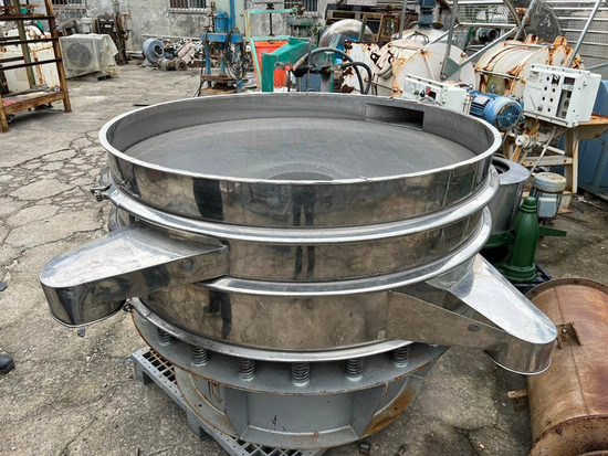工廠升級首選｜宸銓機械實業最新中古推板窯、拌料桶、