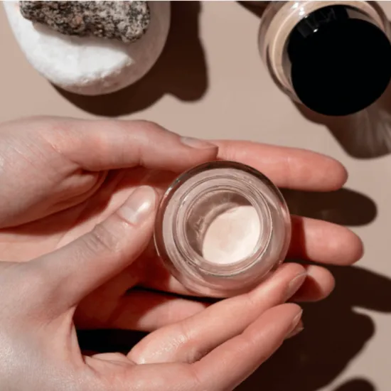 精油產業完整指南：天然精油批發、精油代工、香味開發