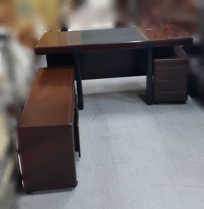 樂居二手家具 C0109AJJA 六尺胡桃色主管桌