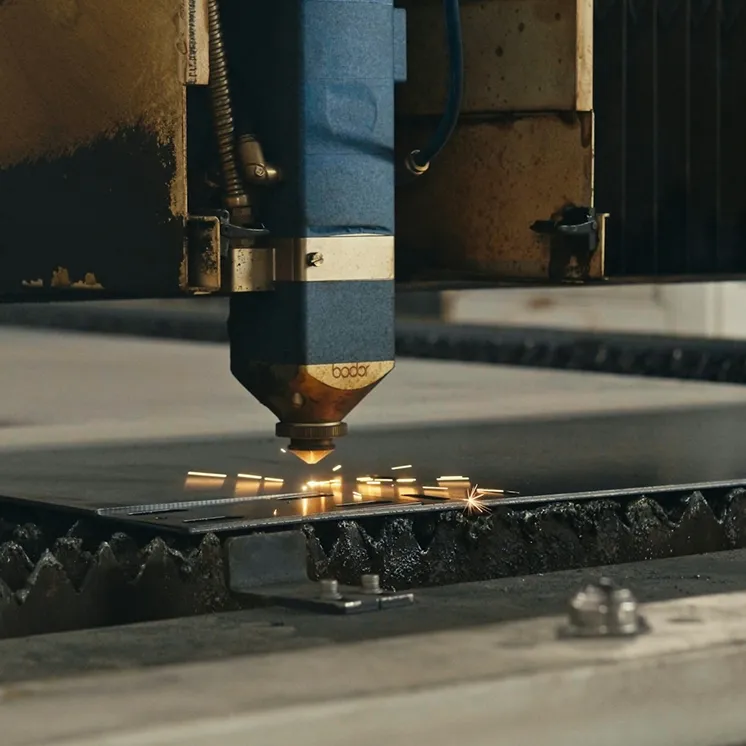 CNC金屬加工與塑膠射出成型的整合，已成為工業零件加工的趨勢