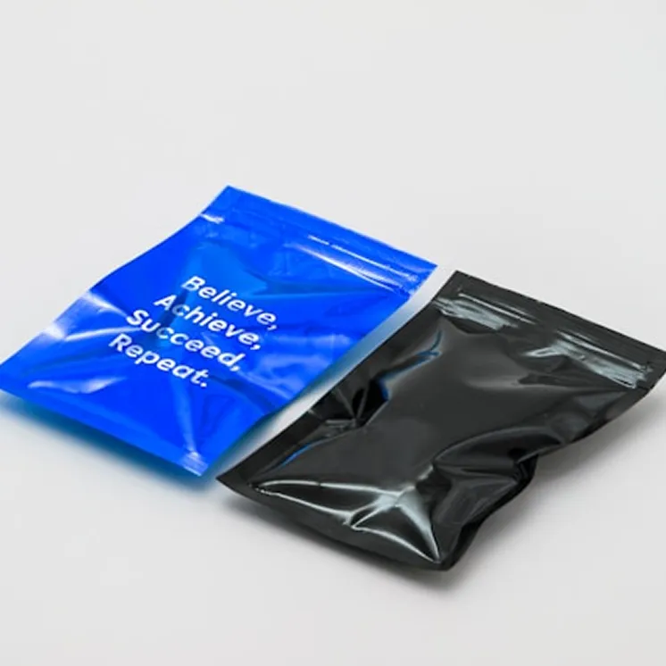 PVC手提袋與PVC造型袋常被用於企業贈品、婚禮小物