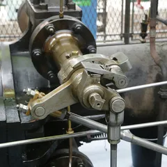 橡膠傳統油封主要依賴橡膠材料的彈性唇口實現密封