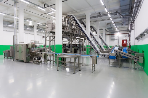 台南作為台灣南部的重要製造基地，擁有完整的塑膠製品代工產業聚