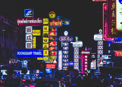 中空板可裁切成各種形狀,適合設計不同尺寸和風格的招牌