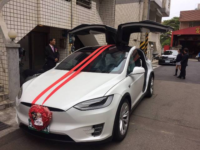 熱烈歡迎新力軍 特斯拉 Tesla禮車出租