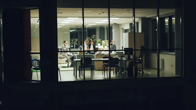 工作規則明確規範公司的日常管理流程