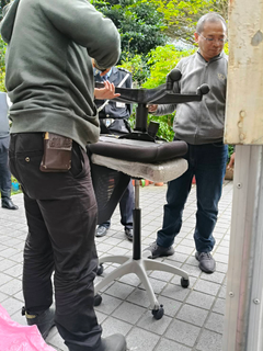辦公椅有聲音