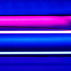 對於講求效率的辦公室或大型紫外線消毒燈,無臭氧燈管是目前主流