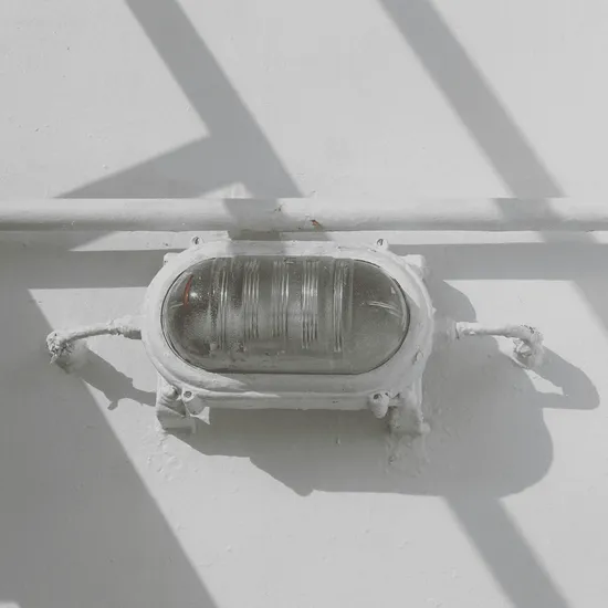 LED燈具塑膠殼設計：兼顧光學穿透力與散熱效能