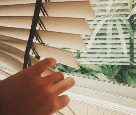 venetian blind brackets