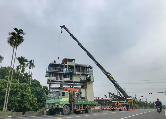 家具吊掛搬運與10噸吊車出租服務