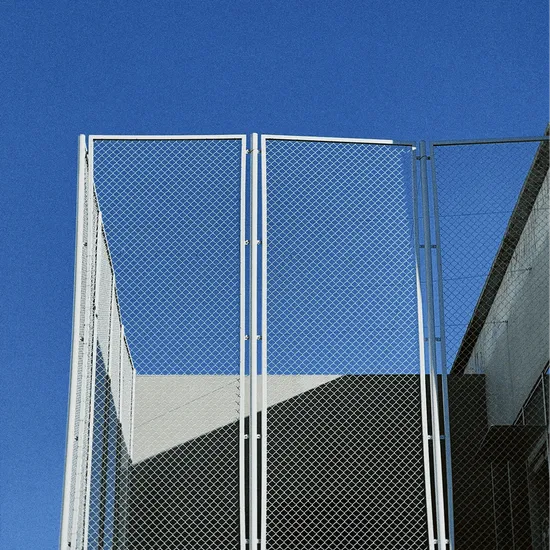 陽台防護網與樓梯防護網安裝指南：打造全方位安全防護