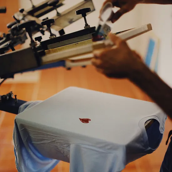 TShirt印製技術解析：網版刺繡、直噴的印製指南