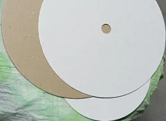 不同顏色大小的紙輪