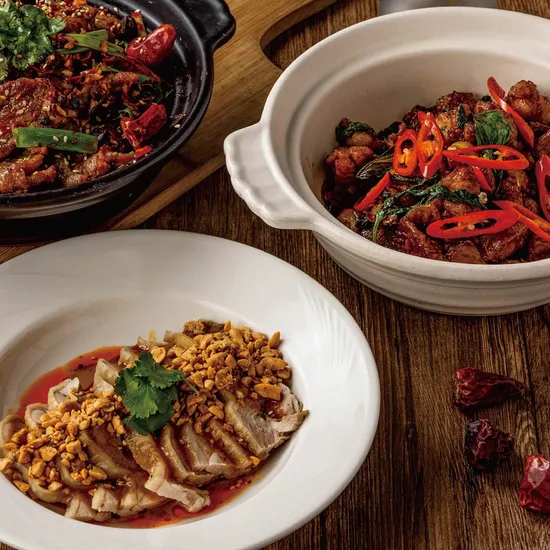 精選中式餐點｜從小籠包到創意湯包的全套享受