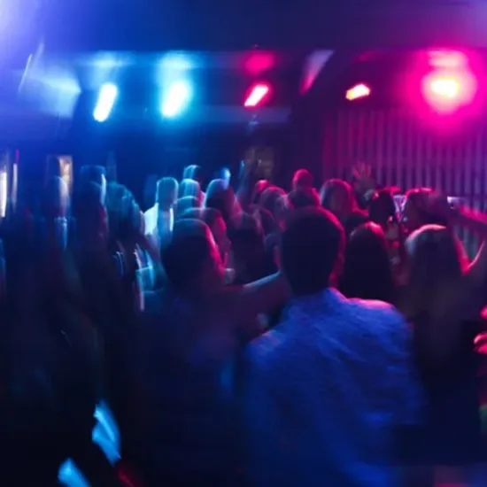 台南永康情侶慶生怎麼安排？餐酒館約會與驚喜慶生攻略