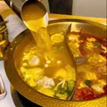 台北深夜的靈魂慰藉：為什麼我們需要宵夜火鍋？