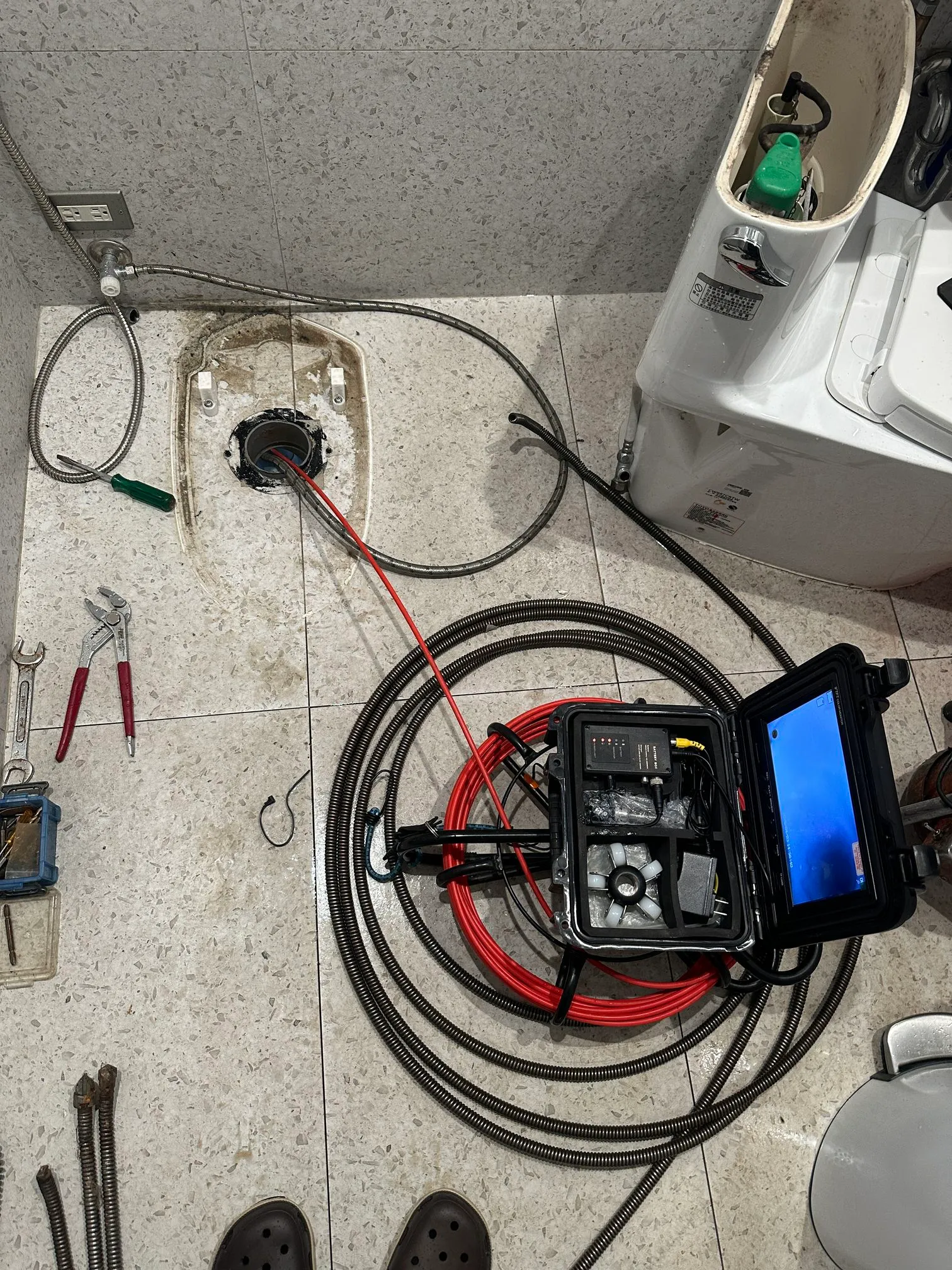 板橋拆馬桶通糞管施工現場