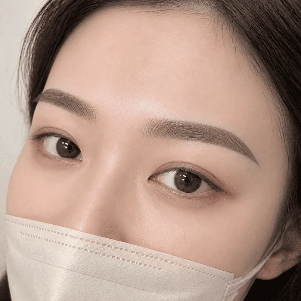 霧眉修護期的每一天，是維持眉型精緻度與延長持久度的關鍵