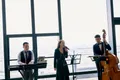 品牌質感的聽覺名片：商業演出與客製化音樂企劃解析