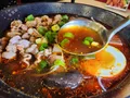 嗜辣控必看！麻辣牛肉麵與港式點心的絕妙聚餐體驗