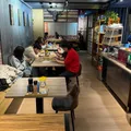 繁華都會的紓壓綠洲:下班後的微醺與放鬆時光