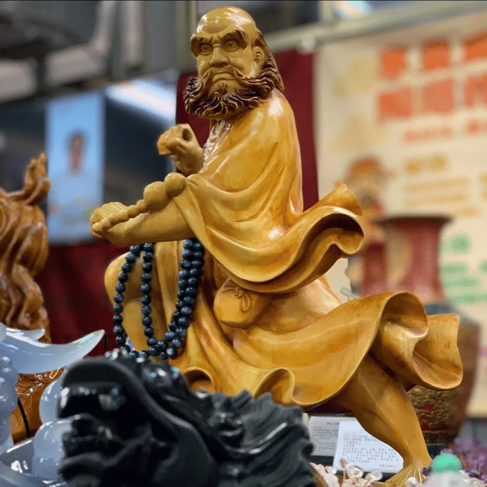 定位好財位後，接著需要透過正確的財位擺設物品，達到聚氣納財