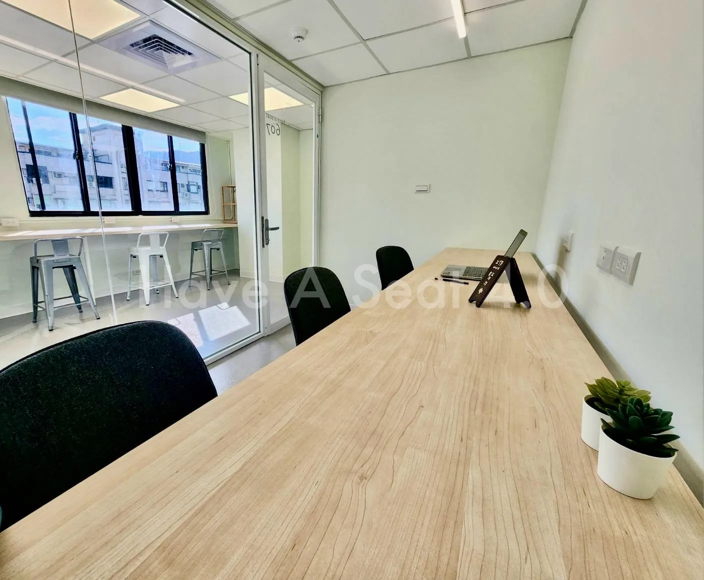 1到20人辦公空間Line加好友@have-a-seat