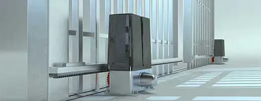 滑行大門機與高鋼性剪刀門的聯動應用